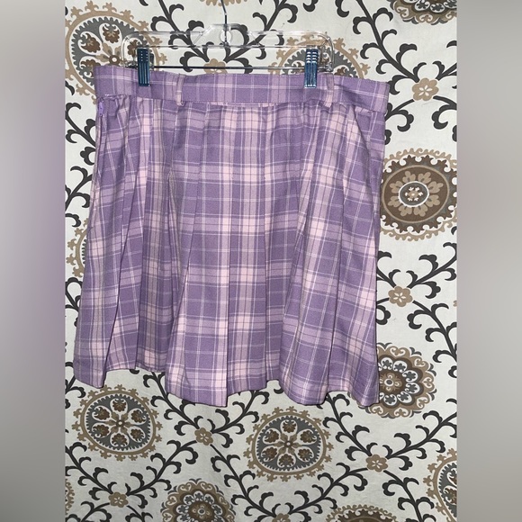 Hot topic skirt - Picture 2 of 5